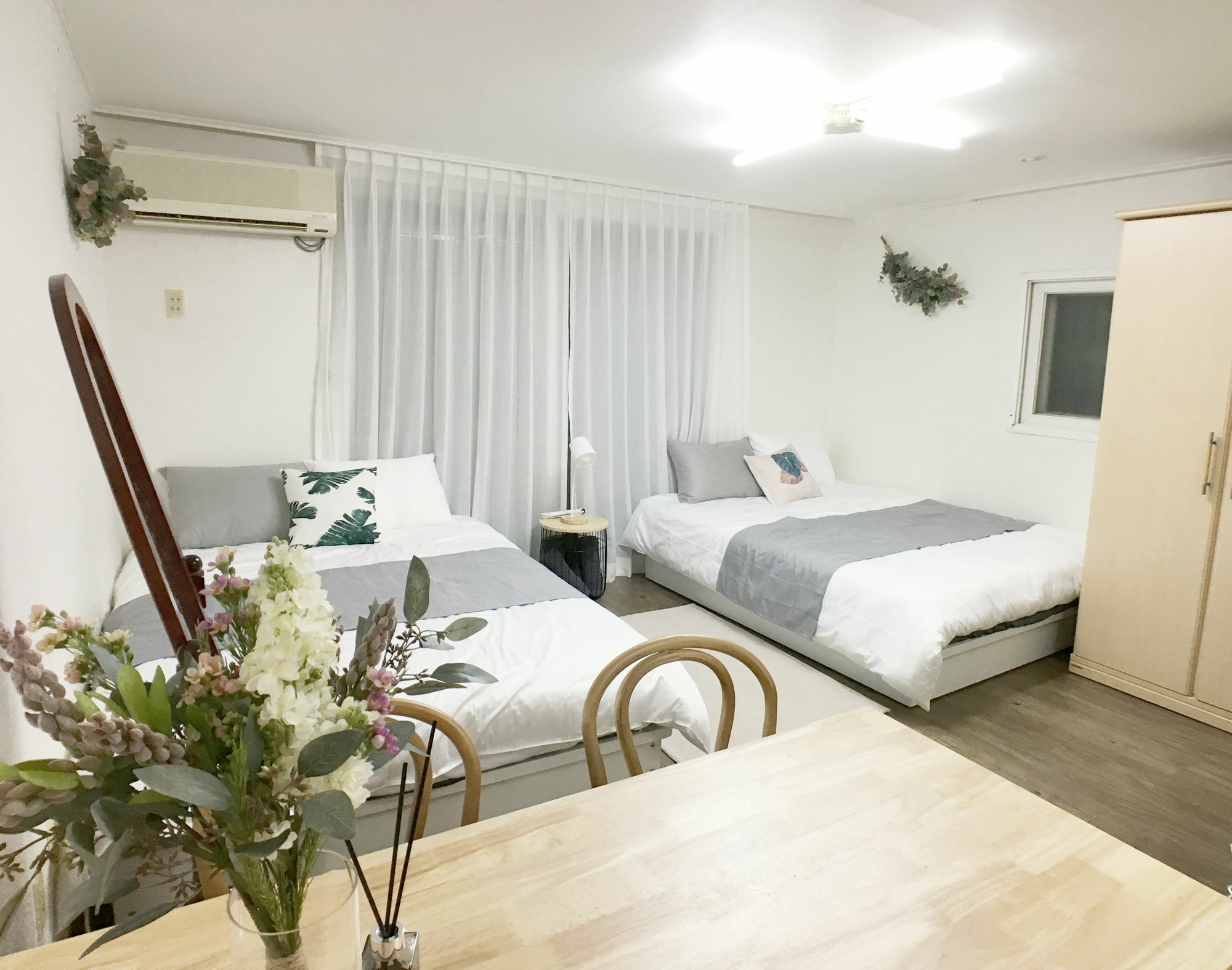 Sunny House Hongik Snt 1Mins Apartment Seoul Bagian luar foto