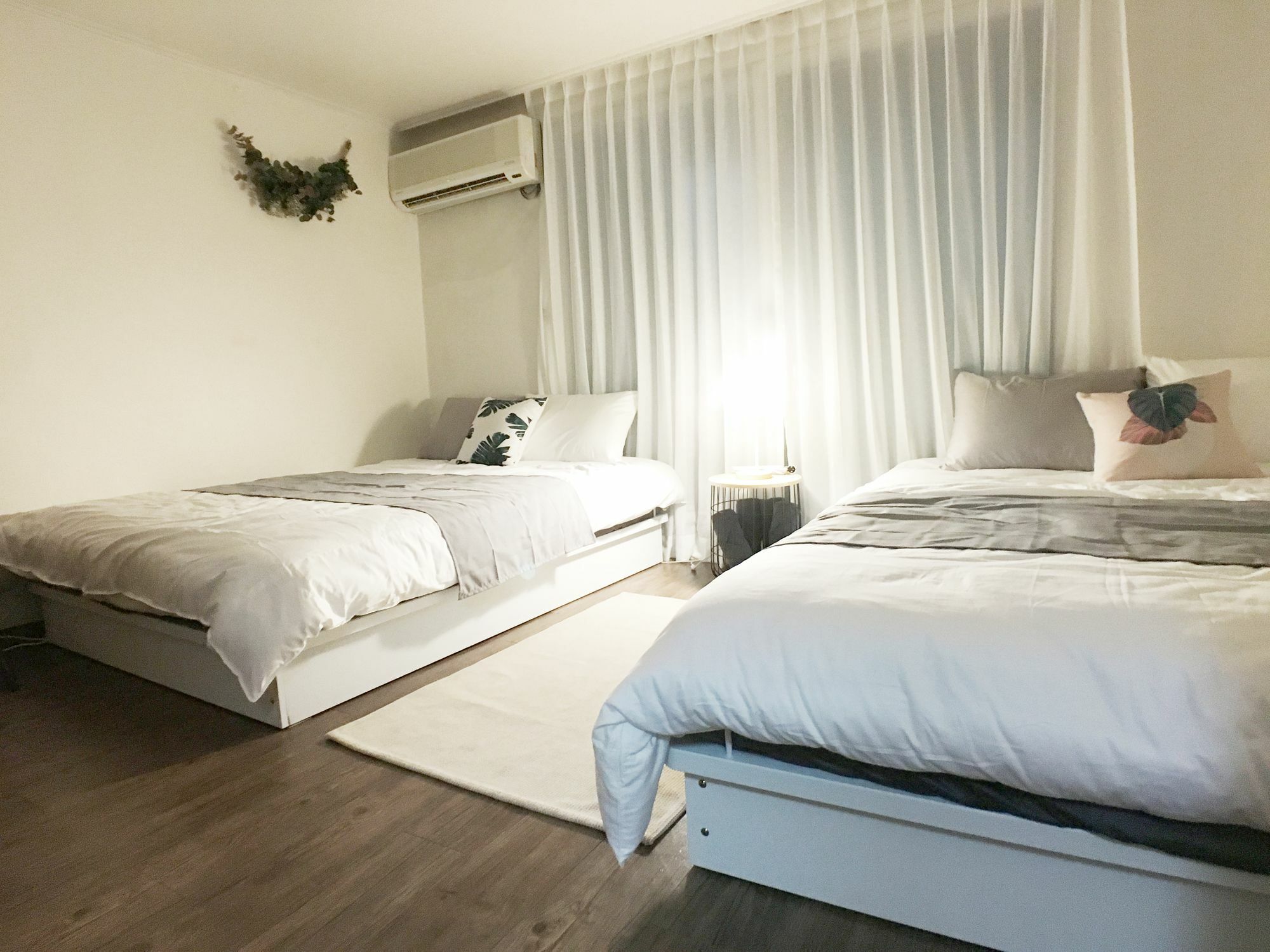 Sunny House Hongik Snt 1Mins Apartment Seoul Bagian luar foto
